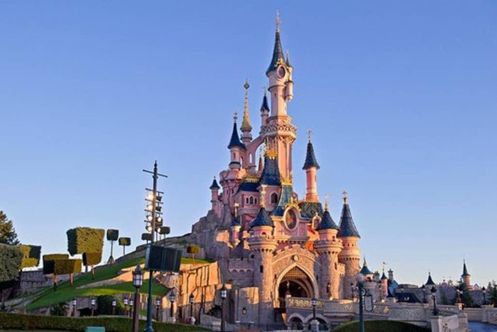 F2 proche gare et toute commodité Château-Thierry Extérieur photo